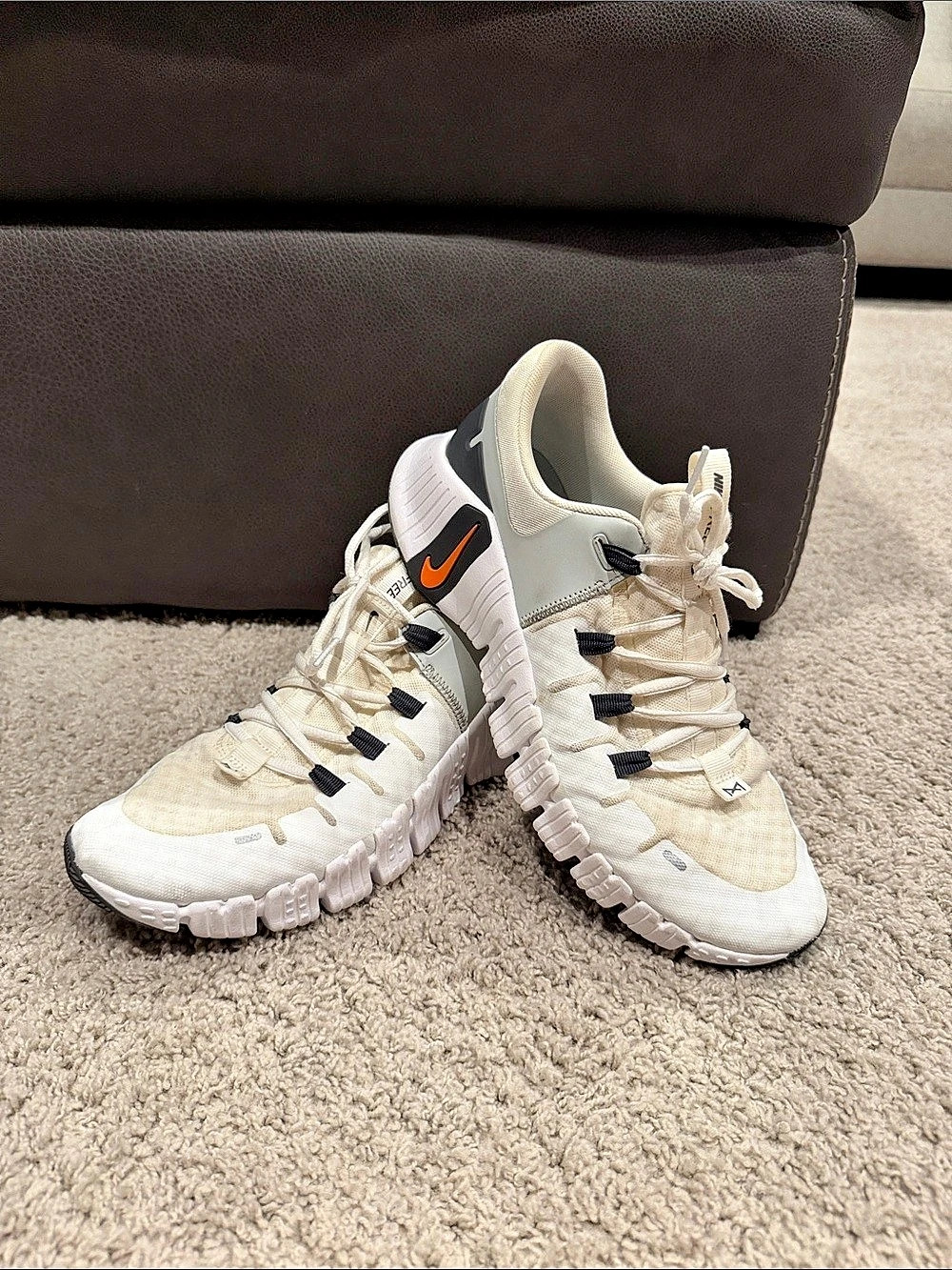 Nike Free Run Athletic Shoes White & Gray US 10